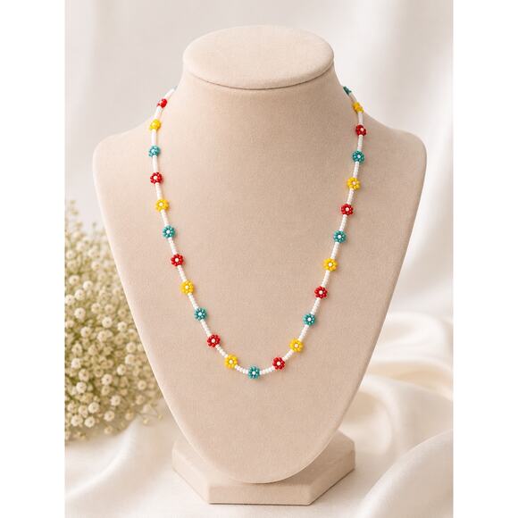 Other Jewelry - Handmade Colorful Daisy Beaded Necklace Y2K Floral Seed Bead Jewelry